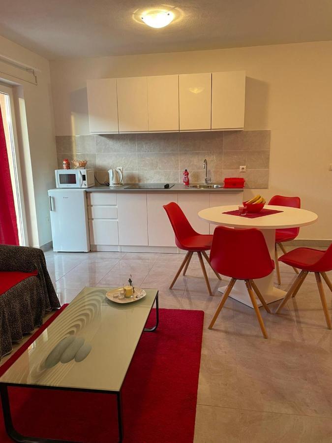Apartmani Mateja Kaštela Exteriér fotografie